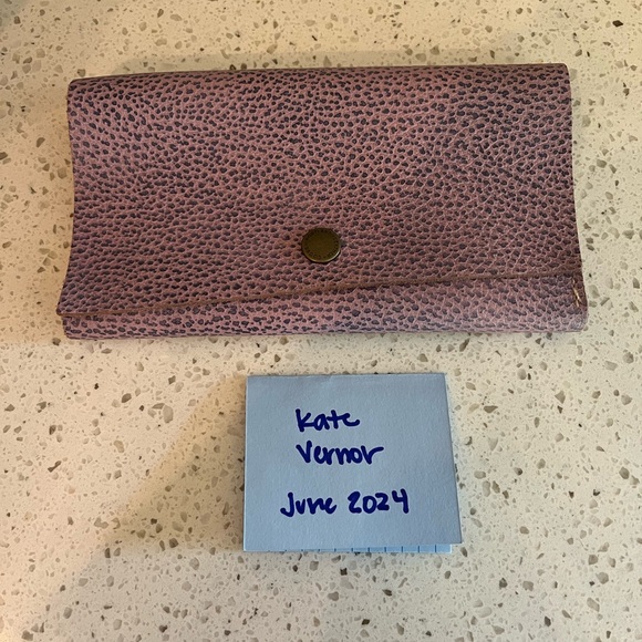 Portland Leather Goods Bundle: Lilac Medium Cross Body and Rancher Wallet - Picture 6 of 7